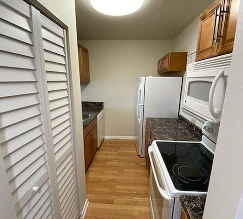 3rd image of 3225 NW 103rd Ter