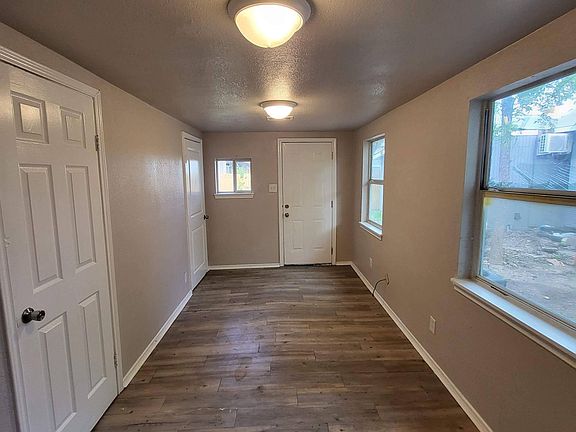 2nd image of 1719 W Craig Pl #2