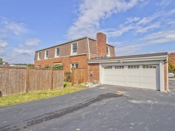 14 Southwick Hl, Southwick, MA 01077