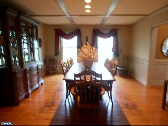 4th image of 109 Knoxlyn Farm Dr