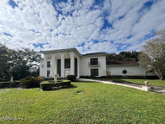 2nd image of 8000 QUAILWOOD Drive