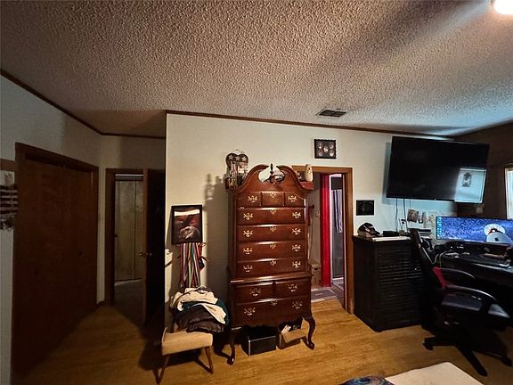 3rd image of 350 Quail Meadow Rd