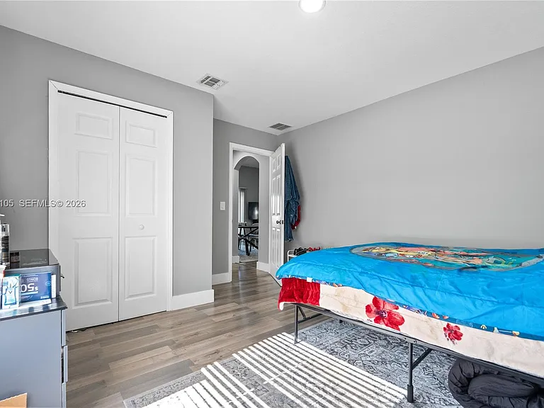 401 NW Kilpatrick Ave — Photo 32