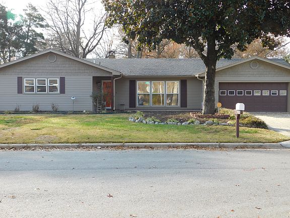 2nd image of 1907 Patterson St SW
