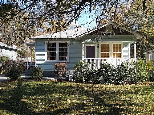 969 Hall Place