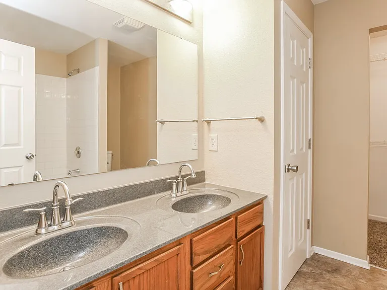10936 Mansfield Way — Photo 17
