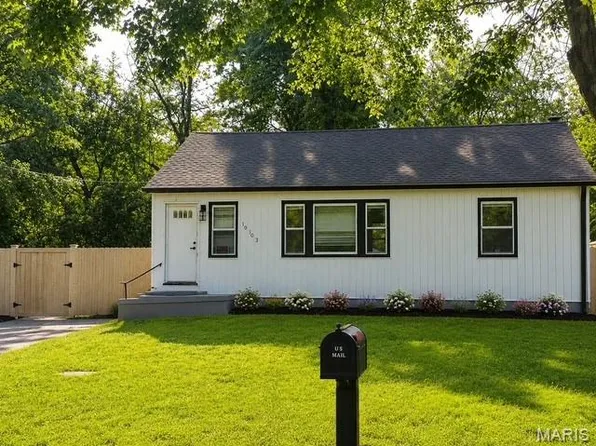 10103 Mayfair Dr, Saint Louis, MO 63136