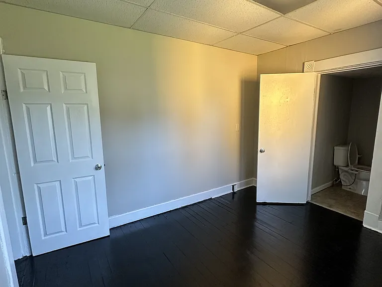 216 Delaware St — Photo 5