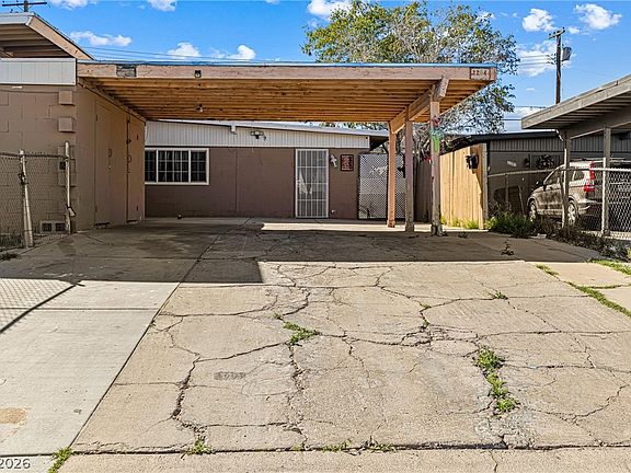 5th image of 2204 S 15th St