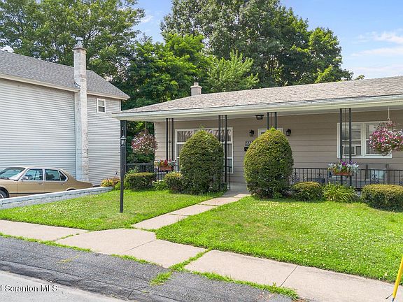 4th image of 332 Spring St