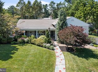 1011 W Indian Creek Ln, Wynnewood, PA 19096