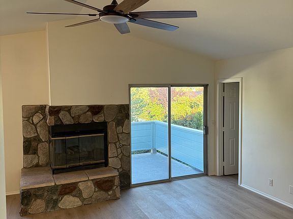 2nd image of 18130 Lakeview Dr