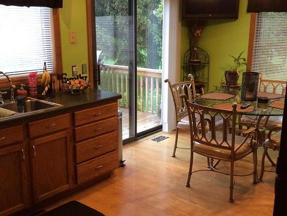 4th image of 2121 Summer Brook Dr SE