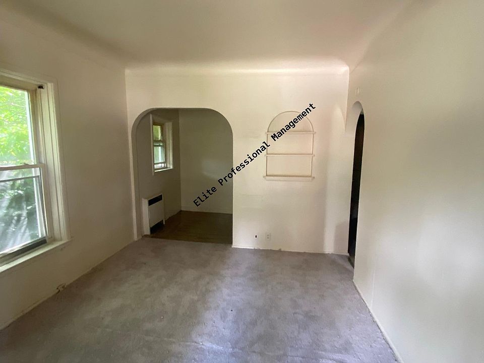 2nd image of 1014 Stockton St APT 2