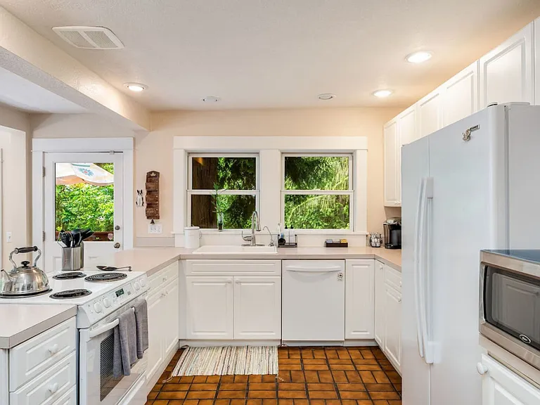 SW 149th Pl — Photo 17