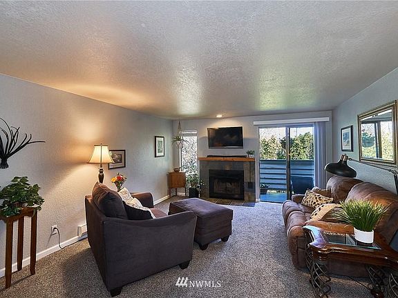4th image of 332 Healy Ave S APT 5