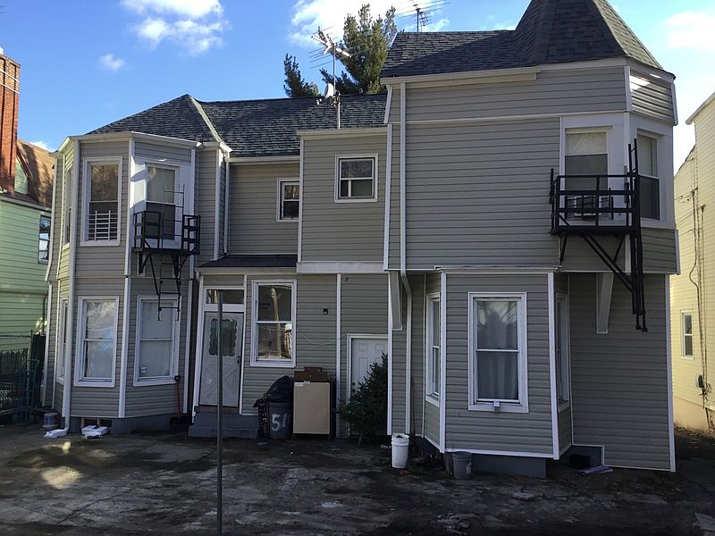 2nd image of 510 Summer Ave