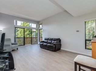 7151 Edmonds St #412, Burnaby, BC