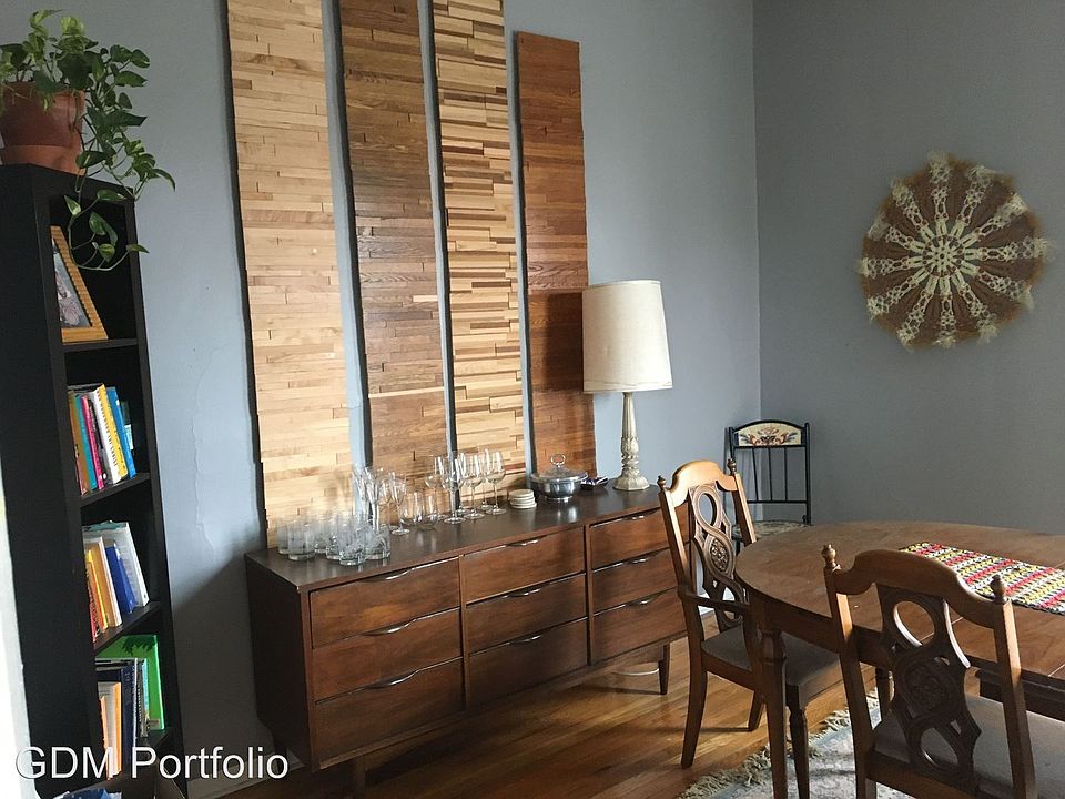 1st image of 2601 W Augusta Blvd #3