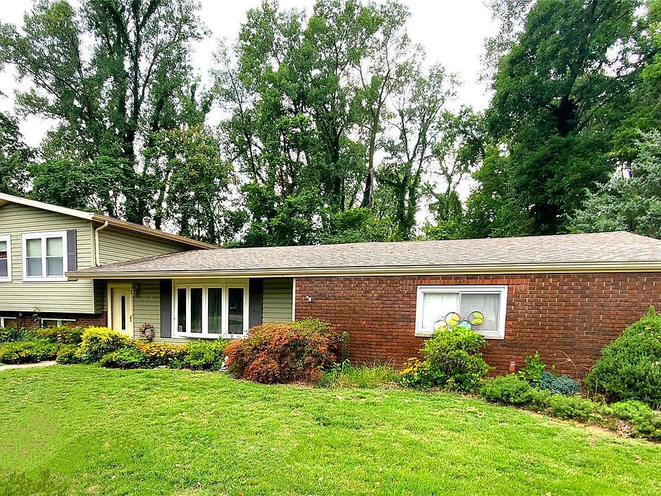 1st image of 42 Shirlwin Dr