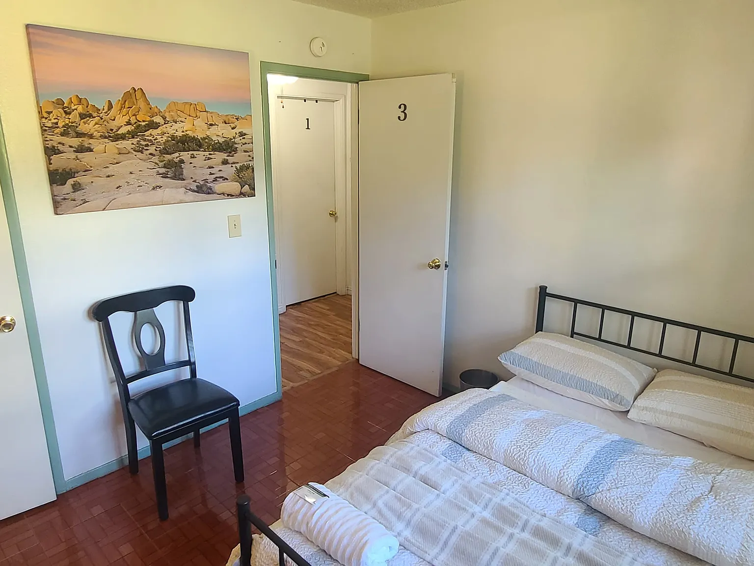 5 bed, $800 — Photo 3