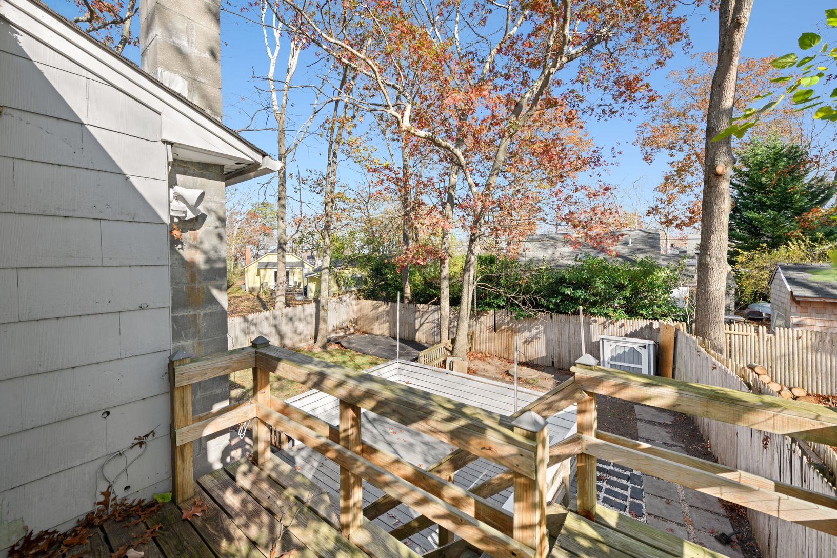 Back Balcony overlooking Yard
