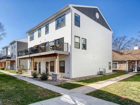 125 High Pointe Dr, Hummelstown, PA 17036