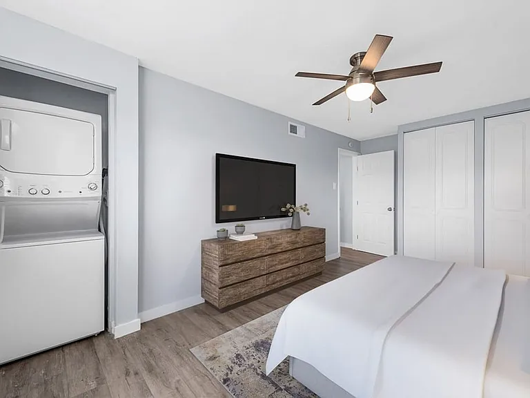 7201 Gravois — Photo 36