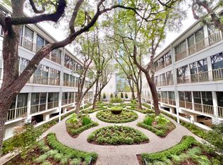 5050 Ambassador Way APT 210, Houston, TX 77056