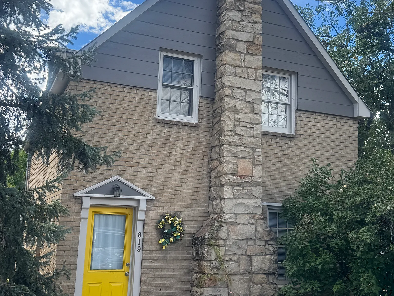 2 bed, 1044 sqft, $2,500 — Photo 1