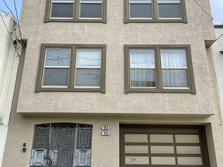 1256 42nd Ave — Photo 1