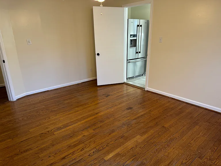5527 Wayne Rd — Photo 22