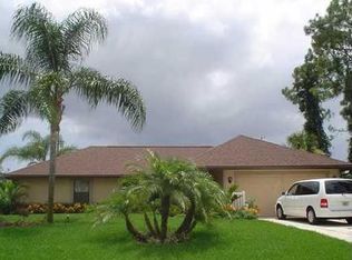 1319 SW Prairie Cir, Port Saint Lucie, FL 34953