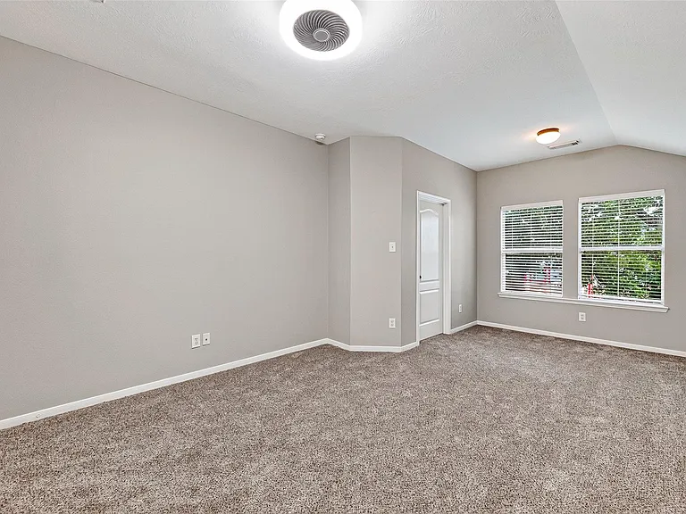 5403 Canyon Hollow Dr — Photo 29