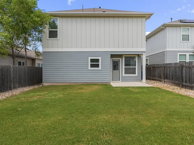 6321 Andes Peak Trl — Photo 26