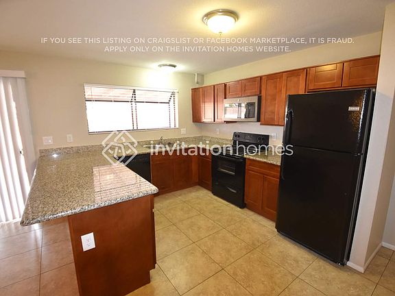 4th image of 9521 N 67th Ln