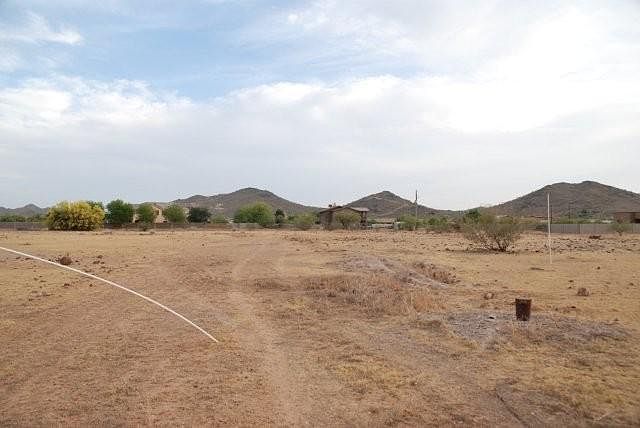 2nd image of 31XX W Desert Hills Drive #203-34-005A