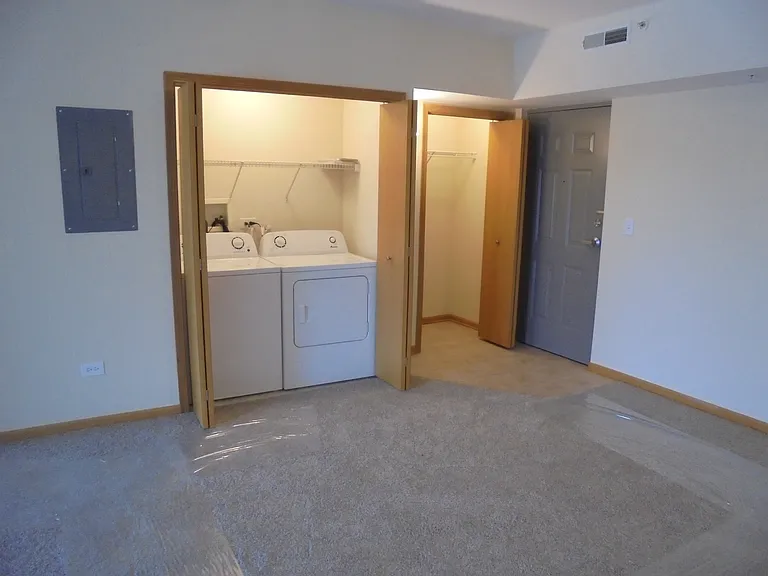 19806 Wolf Rd #301 — Photo 17