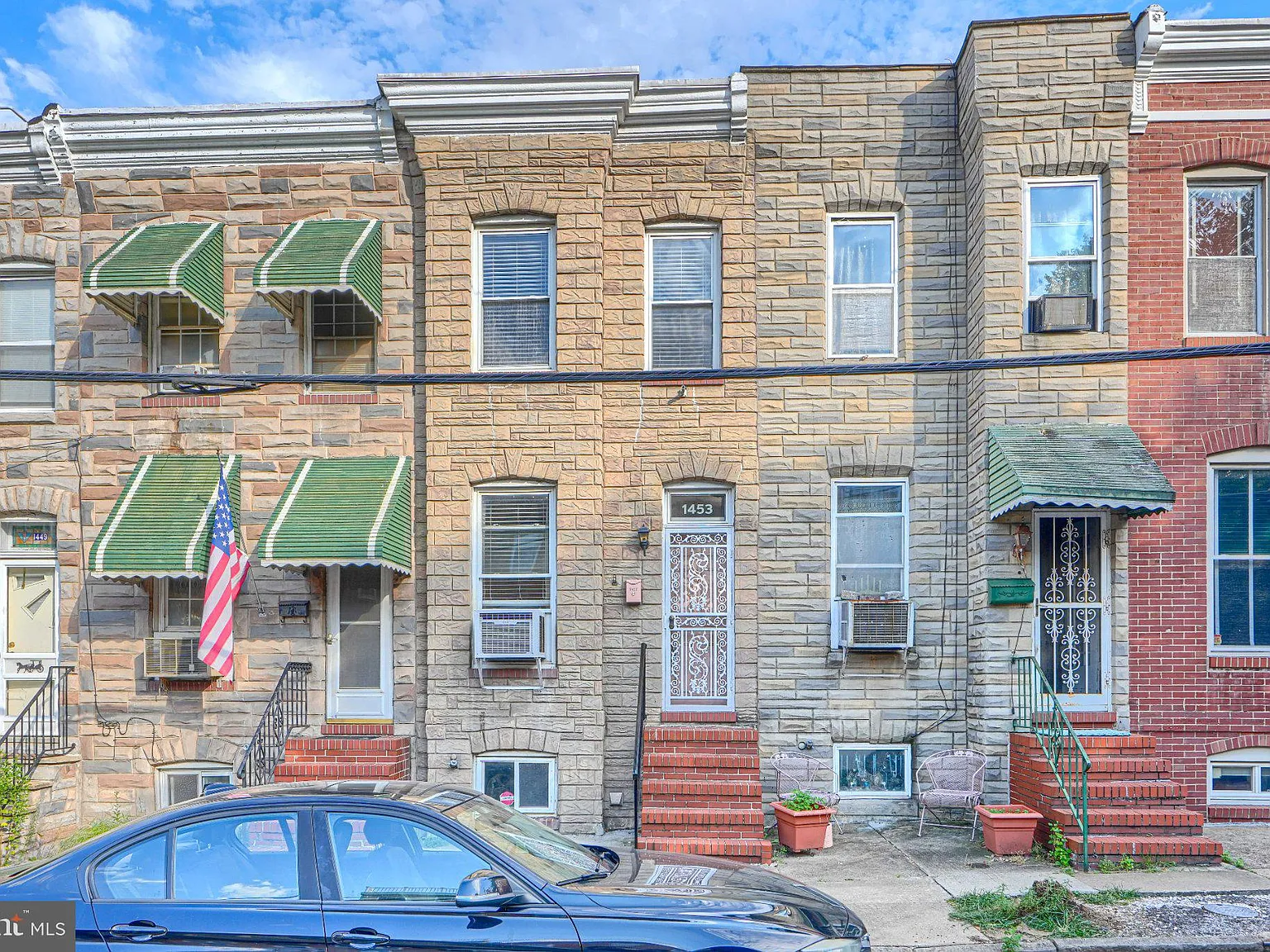 2 bed, 1.0 bath, 1044 sqft, $1,950 — Photo 2