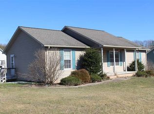 2240 Stony Run Dr, Mcgaheysville, VA 22840