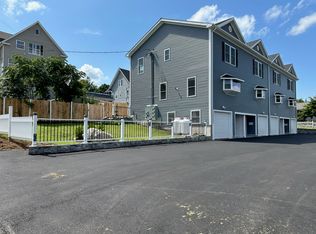 44 Suncrest Ave #3, Waterbury, CT 06708