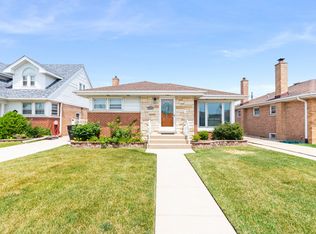 7652 W Victoria St, Chicago, IL