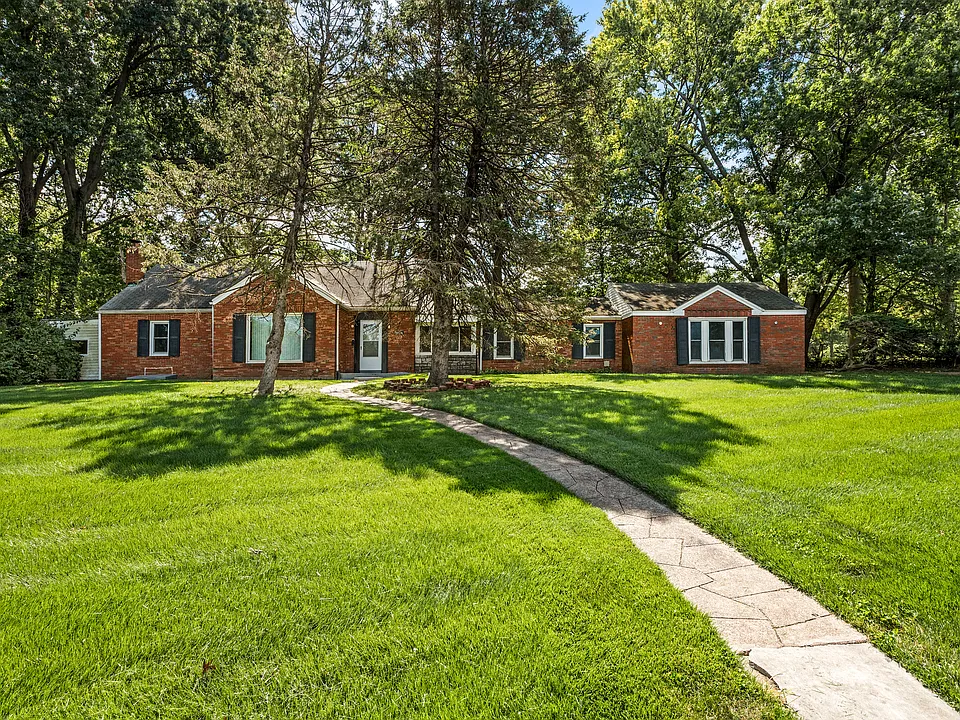 7604 Canton Ave