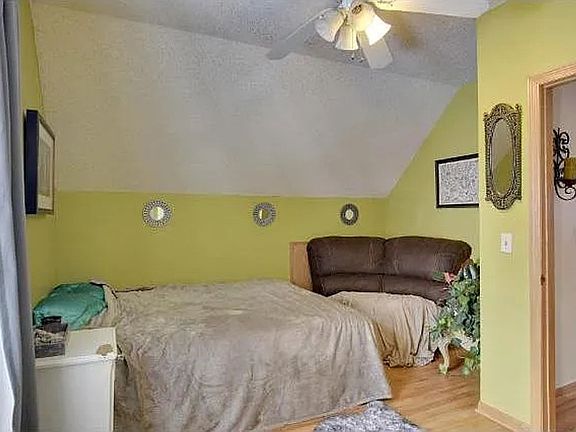 4th image of 4101 38th Ave S #4103