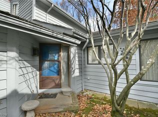 3791 Lander Rd #K2, Chagrin Falls, OH 44022