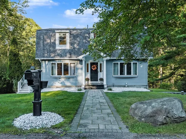 208 Sycamore Drive, Cornwall, NY 12553