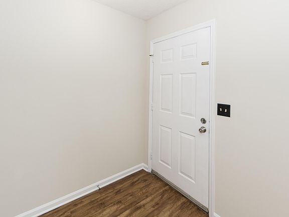 2nd image of 4095 Cedars Pkwy APT E