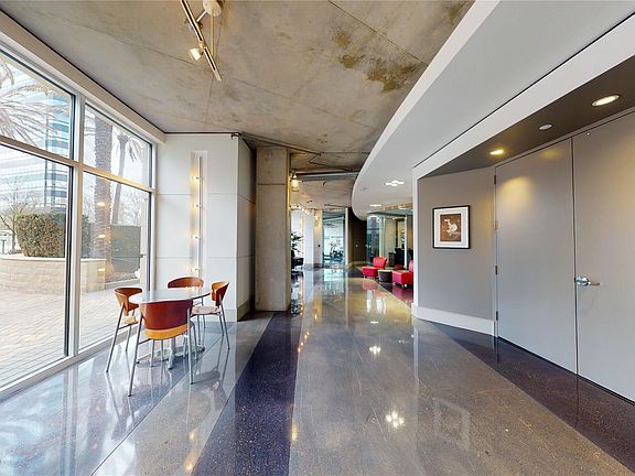 5th image of 1901 Post Oak Blvd APT 3505