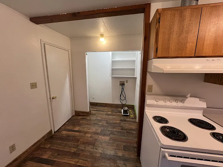 12845 Village Rd — Photo 4