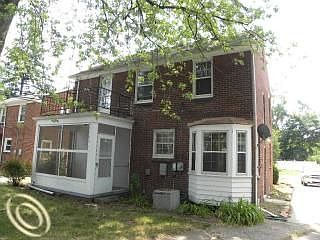 2nd image of 17334 Dorset Ave